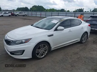 2013 Kia Optima SX with VIN 5XXGR4A68DG159366, listed as a IAAI auction lot 42391939 with 225,728 mi miles and . Bid and sale history available at DreamBid. Image 2.