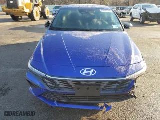 2025 Hyundai Elantra SEL Sport with VIN KMHLM4DG6SU864008, listed as a Copart auction lot 85490394 with 2,865 mi miles and Salvage Title. Bid and sale history available at carsss.com. Image 5.