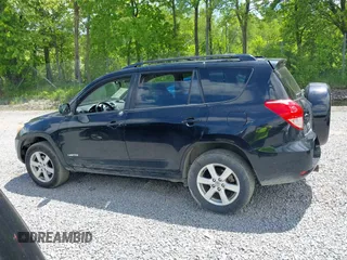 2008 Toyota RAV4 Limited с VIN JTMZK31V986012623, выставлен на аукционе IAAI как лот 42368933 с пробегом 220 429 миль миль и . История ставок и продаж доступна на DreamBid. Изображение 14.