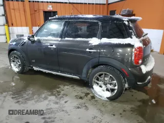 2015 MINI Countryman S with VIN WMWZC5C57FWP43115, listed as a Copart auction lot 81791864 with 133,851 mi miles and Clean Title. Bid and sale history available at DreamBid. Image 2.