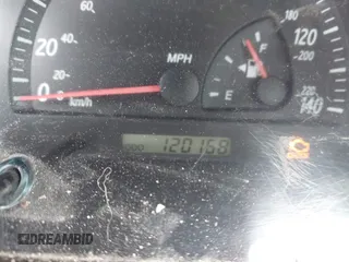 2002 Toyota Camry XLE z VIN 4T1BF32K42U533788, wystawiony jako IAAI lot #42024918 z przebiegiem 120 168 mil mil oraz . Historia ofert i sprzedaży dostępna na DreamBid. Obrazek 15.