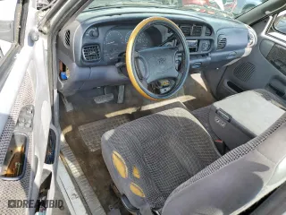 1998 Dodge Ram 1500 with VIN 1B7HC16Y7WS618362, listed as a Copart auction lot 72917534 with 262,178 mi miles and Salvage Title. Bid and sale history available at carsss.com. Image 8.