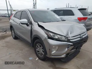 2018 Mitsubishi Eclipse Cross ES z VIN JA4AT3AA6JZ067326, wystawiony jako IAAI lot #41896645 z przebiegiem 40 940 mil mil oraz . Historia ofert i sprzedaży dostępna na DreamBid. Obrazek 1.