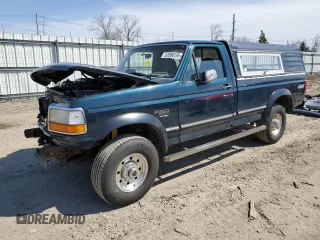 1997 Ford F-250 with VIN 1FTHF26F1VEC06821, listed as a Copart auction lot 52690185 with 240,978 mi miles and Clean Title. Bid and sale history available at DreamBid. Image 1.