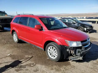 2014 Dodge Journey SXT z VIN 3C4PDCBG3ET270963, wystawiony jako Copart lot #49604915 z przebiegiem 138 187 mil mil oraz Szkoda całkowita • Salvage title. Historia ofert i sprzedaży dostępna na DreamBid. Obrazek 4.