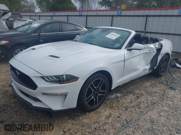 2022 Ford Mustang EcoBoost z VIN 1FATP8UHXN5124073, wystawiony jako IAAI lot #41844813 z przebiegiem 63 425 mil mil oraz . Historia ofert i sprzedaży dostępna na DreamBid. Obrazek 2.