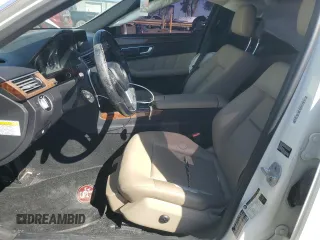 2012 Mercedes-Benz E 350 Luxury z VIN WDDHF8JBXCA622979, wystawiony jako Copart lot #74607944 z przebiegiem 73 045 mil mil oraz Szkoda całkowita • Salvage title. Historia ofert i sprzedaży dostępna na DreamBid. Obrazek 7.