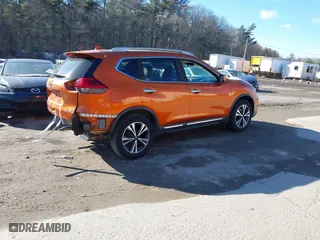 2017 Nissan Rogue SL with VIN 5N1AT2MV9HC762391, listed as a IAAI auction lot 41571253 with 127,929 mi miles. Bid and sale history available at carsss.com. Image 4.