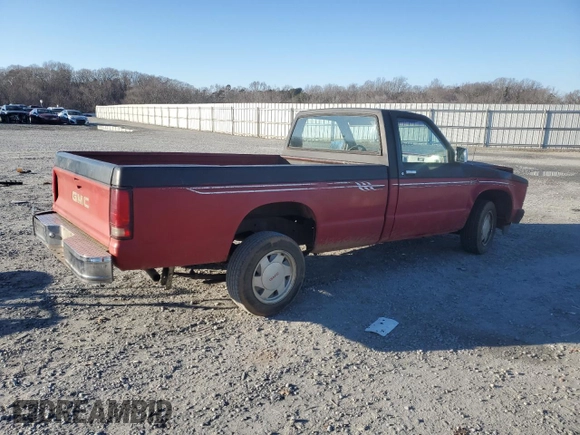 1982 GMC Sonoma z VIN 1GTCS14B0C8510847, wystawiony jako Copart lot #88016755 z przebiegiem 115 197 mil mil oraz Szkody całkowita. Historia ofert i sprzedaży dostępna na DreamBid. Obrazek 3.