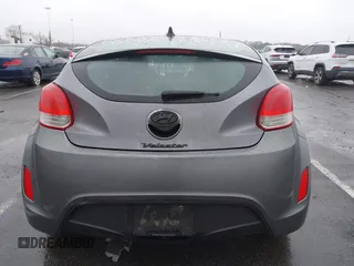 2017 Hyundai Veloster with VIN KMHTC6AD4HU309625, listed as a IAAI auction lot 41933497 with 184,632 mi miles. Bid and sale history available at carsss.com. Image 16.
