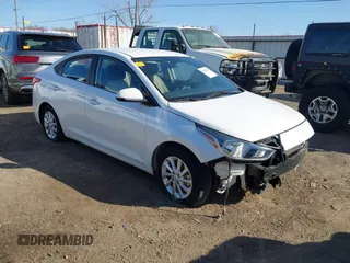 2019 Hyundai Accent SE with VIN 3KPC24A38KE068774, listed as a IAAI auction lot 41768663 with 17,916 mi miles. Bid and sale history available at carsss.com. Image 1.