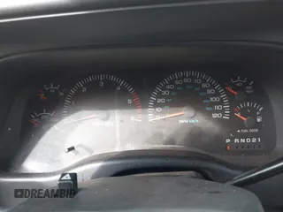 1999 Dodge Durango z VIN 1B4HS28Y0XF665181, wystawiony jako IAAI lot #42381349 z przebiegiem Nie podano mil oraz . Historia ofert i sprzedaży dostępna na DreamBid. Obrazek 7.