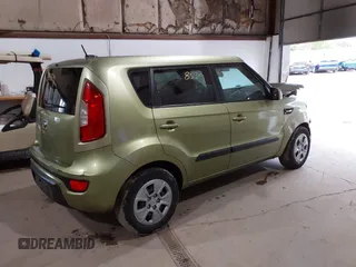 2013 Kia Soul with VIN KNDJT2A52D7623361, listed as a IAAI auction lot 40194811 with 159,665 mi miles. Bid and sale history available at carsss.com. Image 4.