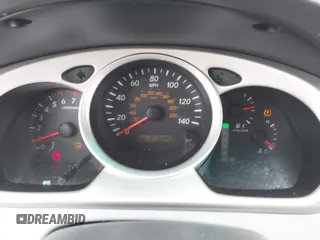 2005 Toyota Highlander z VIN JTEEP21A050123515, wystawiony jako IAAI lot #42262337 z przebiegiem 215 443 mil mil oraz . Historia ofert i sprzedaży dostępna na DreamBid. Obrazek 7.