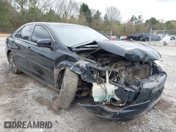 2015 Toyota Camry XLE with VIN 4T1BF1FKXFU495374, listed as a IAAI auction lot 41860680 with 181,507 mi miles. Bid and sale history available at carsss.com. Image 6.