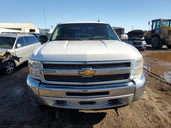 2013 Chevrolet Silverado 1500 LT with VIN 1GCRKSE75DZ364662, listed as a Copart auction lot 80261704 with 146,731 mi miles and Clean Title. Bid and sale history available at carsss.com. Image 5.