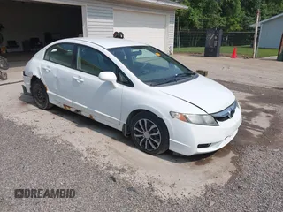 2009 Honda Civic LX z VIN 2HGFA16519H357522, wystawiony jako IAAI lot #42395020 z przebiegiem 199 765 mil mil oraz . Historia ofert i sprzedaży dostępna na DreamBid. Obrazek 1.