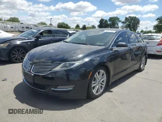 2014 Lincoln MKZ z VIN 3LN6L2GK3ER828065, wystawiony jako Copart lot #56925665 z przebiegiem 187 050 mil mil oraz Szkoda całkowita • Salvage title. Historia ofert i sprzedaży dostępna na DreamBid. Obrazek 1.