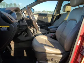 2014 Hyundai Santa Fe z VIN 5XYZUDLB1EG220961, wystawiony jako Copart lot #49885335 z przebiegiem 108 097 mil mil oraz Szkoda całkowita • Salvage title. Historia ofert i sprzedaży dostępna na DreamBid. Obrazek 7.