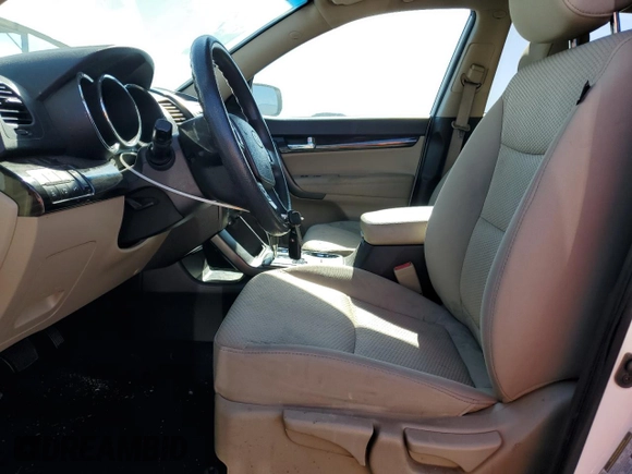 2011 Kia Sorento LX with VIN 5XYKTDA19BG120116, listed as a Copart auction lot 54369425 with 134,791 mi miles and Salvage Title. Bid and sale history available at DreamBid. Image 7.