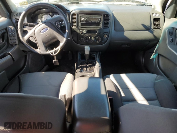2006 Ford Escape XLS с VIN 1FMYU02Z76KC13880, выставлен на аукционе Copart как лот 45431285 с пробегом 133 326 миль миль и Чистый • Clean title. История ставок и продаж доступна на DreamBid. Изображение 8.