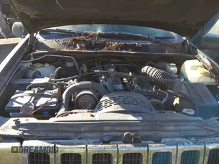 1997 Jeep Grand Cherokee Laredo with VIN 1J4GZ58S2VC605385, listed as a IAAI auction lot 41797715 with 169,996 mi miles and . Bid and sale history available at DreamBid. Image 10.