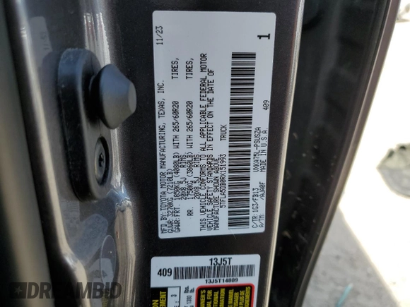 2024 Toyota Tundra SR5 z VIN 5TFLA5DB0RX151993, wystawiony jako Copart lot #56543025 z przebiegiem 17 502 mil mil oraz Szkoda całkowita • Salvage title. Historia ofert i sprzedaży dostępna na DreamBid. Obrazek 12.