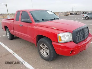 2006 Dodge Dakota SLT with VIN 1D7HW42N26S656513, listed as a IAAI auction lot 41906945 with 270,468 mi miles and . Bid and sale history available at carsss.com. Image 1.