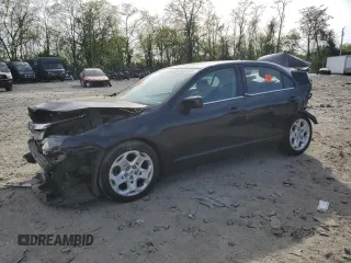2011 Ford Fusion SE with VIN 3FAHP0HA1BR275235, listed as a Copart auction lot 54533125 with 137,027 mi miles and Salvage Title. Bid and sale history available at DreamBid. Image 1.