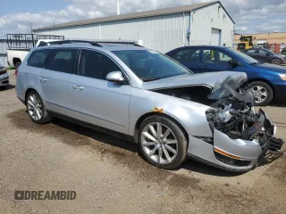 2010 Volkswagen Passat z VIN WVWTK9AN8AE164834, wystawiony jako Copart lot #63786954 z przebiegiem 196 179 mil mil oraz Szkody całkowita. Historia ofert i sprzedaży dostępna na DreamBid. Obrazek 4.