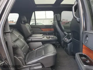 2019 Lincoln Navigator L Reserve with VIN 5LMJJ3LT4KEL10417, listed as a Copart auction lot 81532284 with 140,395 mi miles and Salvage Title. Bid and sale history available at carsss.com. Image 12.