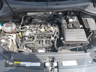 2021 Volkswagen Tiguan SE with VIN 3VV2B7AX4MM050282, listed as a IAAI auction lot 42124808 with 80,082 mi miles and . Bid and sale history available at DreamBid. Image 10.