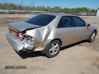 2001 Toyota Camry CE with VIN 4T1BG22K71U763959, listed as a IAAI auction lot 41996019 with 108,909 mi miles. Bid and sale history available at carsss.com. Image 4.