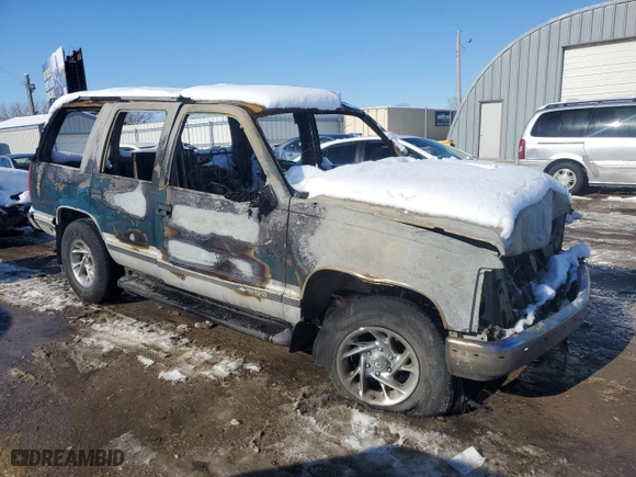 1997 Chevrolet Tahoe with VIN 1GNEK13R4VJ306546, listed as a Copart auction lot 87631465 with 0 mi miles and Non Repairable. Bid and sale history available at carsss.com. Image 4.