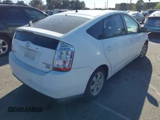 2006 Toyota Prius with VIN JTDKB20U763186404, listed as a IAAI auction lot 41829815 with Not Provided miles. Bid and sale history available at carsss.com. Image 4.