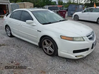 2006 Acura TL with VIN 19UUA66226A034536, listed as a IAAI auction lot 42088801 with 267,660 mi miles. Bid and sale history available at carsss.com. Image 1.
