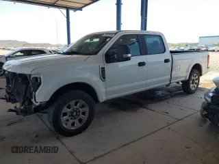 2019 Ford F-250 XL with VIN 1FT7W2A65KEE58053, listed as a Copart auction lot 57067615 with 96,407 mi miles and Salvage title. Bid and sale history available at DreamBid. Image 1.