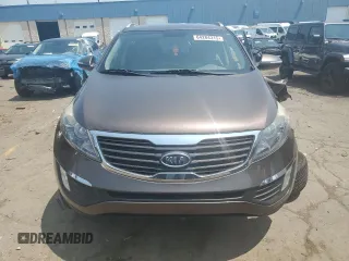 2011 Kia Sportage EX z VIN KNDPCCA27B7101294, wystawiony jako Copart lot #64284315 z przebiegiem 82 592 mil mil oraz Czysty tytuł • Clean title. Historia ofert i sprzedaży dostępna na DreamBid. Obrazek 5.