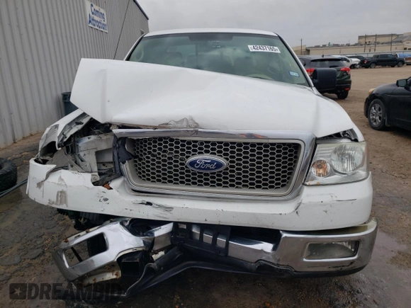 2004 Ford F-150 XLT with VIN 1FTPW12534KD85821, listed as a Copart auction lot 42437165 with 232,430 mi miles and Clean Title. Bid and sale history available at carsss.com. Image 5.