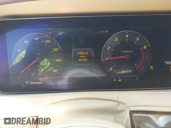 2018 Mercedes-Benz S 560 z VIN WDDUG8DB1JA369202, wystawiony jako IAAI lot #41886419 z przebiegiem 60 320 mil mil oraz . Historia ofert i sprzedaży dostępna na DreamBid. Obrazek 7.