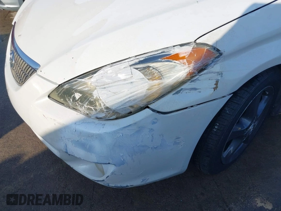 2005 Toyota Solara SE with VIN 4T1CA38P85U048922, listed as a IAAI auction lot 41518775 with 230,253 mi miles. Bid and sale history available at carsss.com. Image 6.