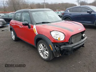 2013 MINI Cooper Countryman with VIN WMWZB3C57DWM07565, listed as a IAAI auction lot 41655938 with 62,694 mi miles. Bid and sale history available at carsss.com. Image 1.