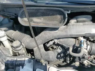 2018 Ford Transit z VIN 1FTYE1YM1JKB54420, wystawiony jako Copart lot #56344335 z przebiegiem 98 704 mil mil oraz Szkoda całkowita • Salvage title. Historia ofert i sprzedaży dostępna na DreamBid. Obrazek 16.