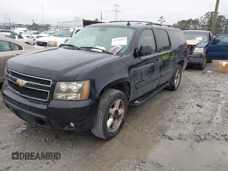 2007 Chevrolet Suburban LT with VIN 3GNFC16J47G118072, listed as a IAAI auction lot 41530035 with Not Provided miles and . Bid and sale history available at DreamBid. Image 2.