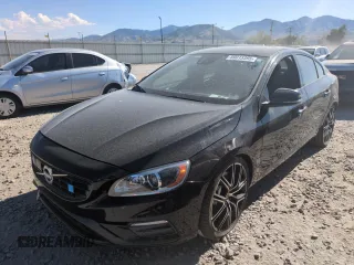 2018 Volvo S60 z VIN YV1A0MTW1J2455595, wystawiony jako Copart lot #59015395 z przebiegiem 59 928 mil mil oraz Szkoda całkowita • Salvage title. Historia ofert i sprzedaży dostępna na DreamBid. Obrazek 1.