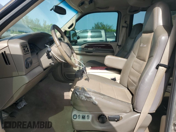 2002 Ford Excursion Limited с VIN 1FMNU43S72EC75395, выставлен на аукционе Copart как лот 60204215 с пробегом 164 706 миль миль и Чистый • Clean title. История ставок и продаж доступна на DreamBid. Изображение 7.