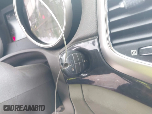 2011 Jeep Grand Cherokee Laredo with VIN 1J4RS4GGXBC564035, listed as a IAAI auction lot 41931861 with 242,291 mi miles and . Bid and sale history available at DreamBid. Image 11.