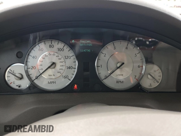 2008 Chrysler 300 C Hemi with VIN 2C3KA63H38H281359, listed as a Copart auction lot 70210504 with 114,796 mi miles and Salvage Title. Bid and sale history available at carsss.com. Image 9.