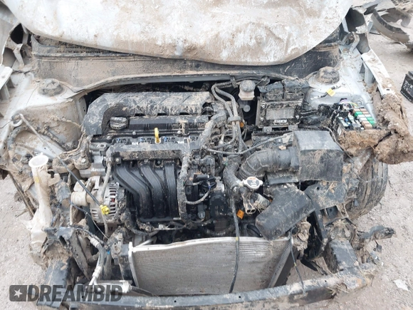 2024 Hyundai Venue SEL with VIN KMHRC8A32RU333999, listed as a IAAI auction lot 41265592 with 17,616 mi miles and . Bid and sale history available at DreamBid. Image 10.