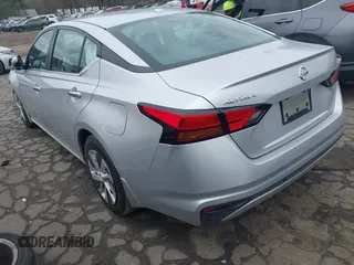 2019 Nissan Altima S with VIN 1N4BL4BV0KC254007, listed as a IAAI auction lot 41863675 with 58,828 mi miles and . Bid and sale history available at DreamBid. Image 3.